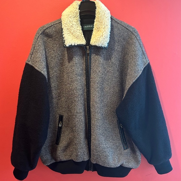 Tundra Canada Winter Coat Size 2XL